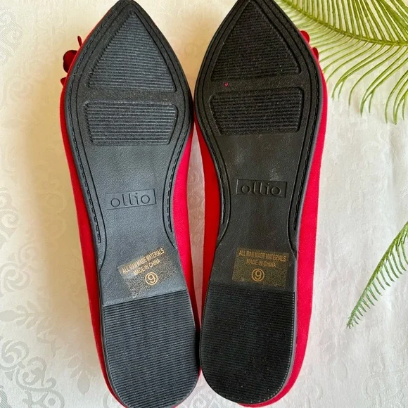 “Ollio” red faux suede flats - Picture 5 of 8